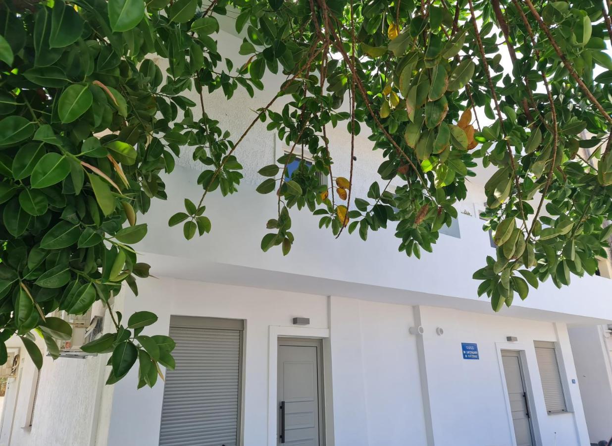 Sarri Appartments Amoudara Lasithiou Екстериор снимка